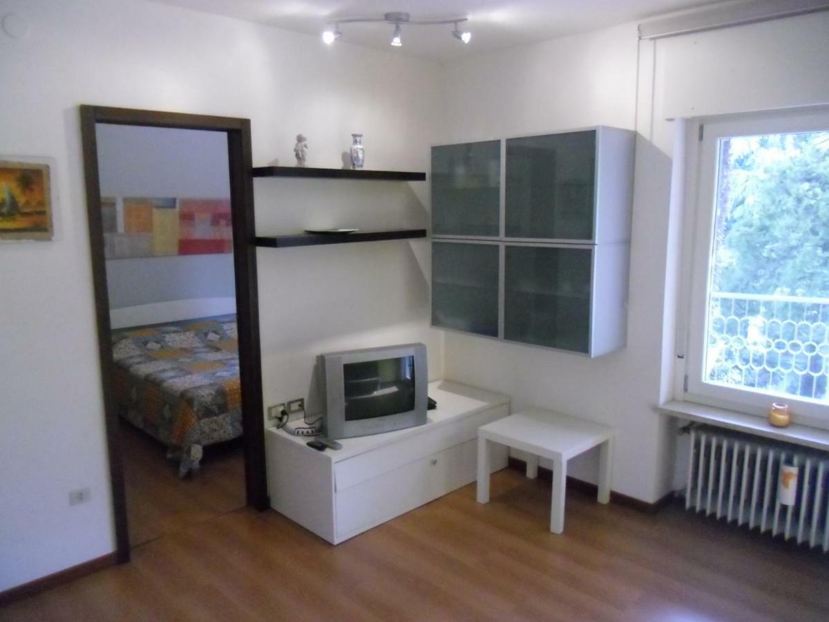 Garda Blu Apartment リーヴァ・デル・ガルダ エクステリア 写真